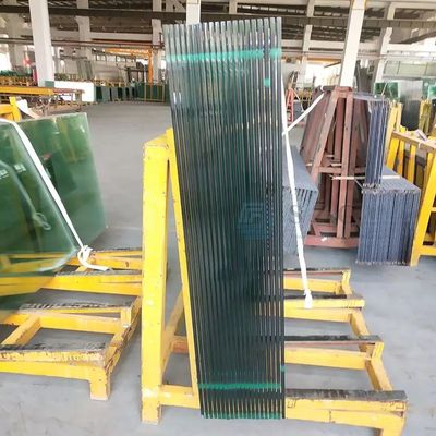 Απαραίτητο γυαλισμένο άκρο Custom Cut Low Iron Clear Tempered Safety Glass Για κτίριο